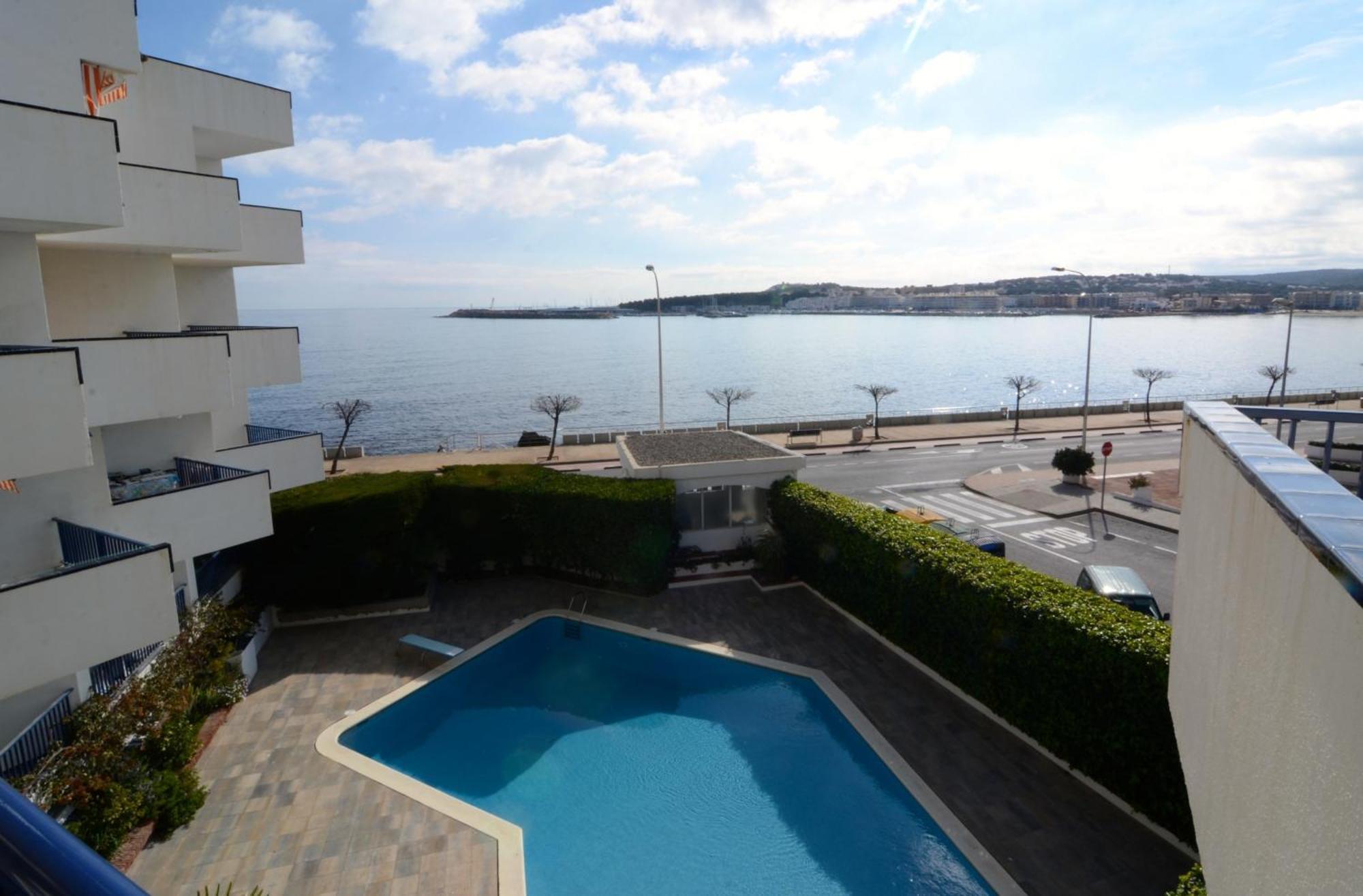 Passeig Del Mar - Apartamentos Primera Linea L'Escala Exterior photo