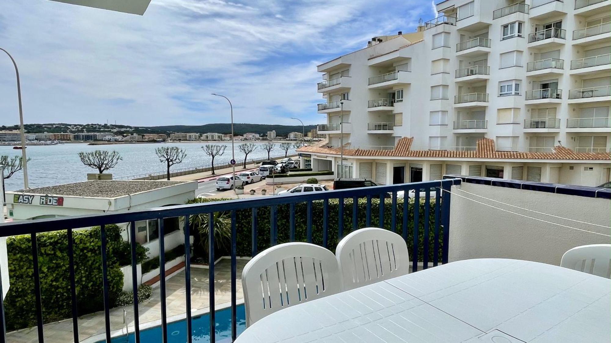 Passeig Del Mar - Apartamentos Primera Linea L'Escala Exterior photo