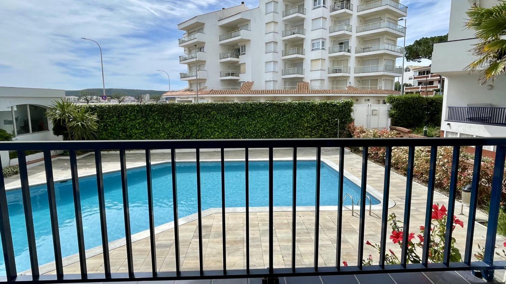 Passeig Del Mar - Apartamentos Primera Linea L'Escala Exterior photo