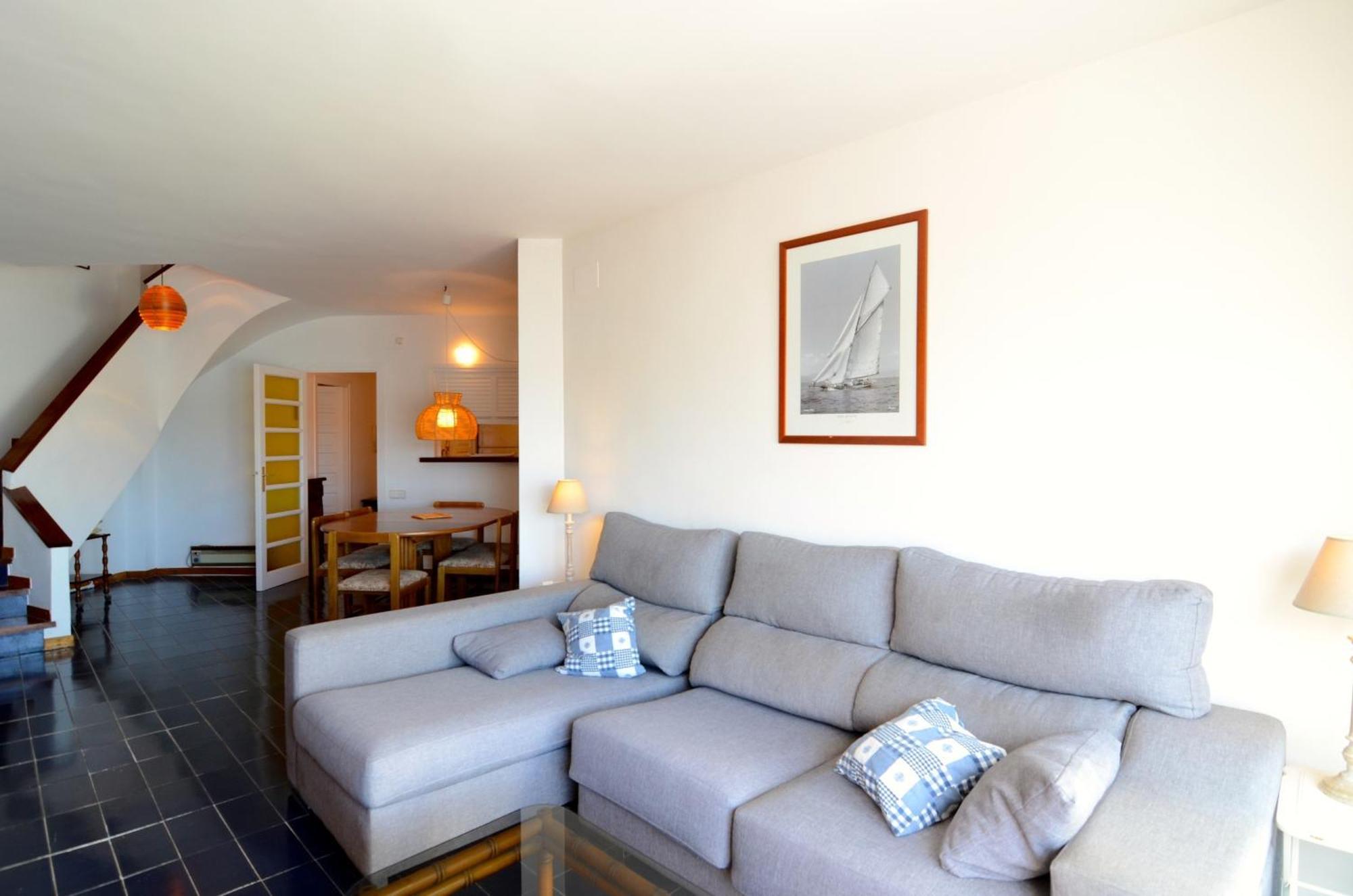 Passeig Del Mar - Apartamentos Primera Linea L'Escala Room photo
